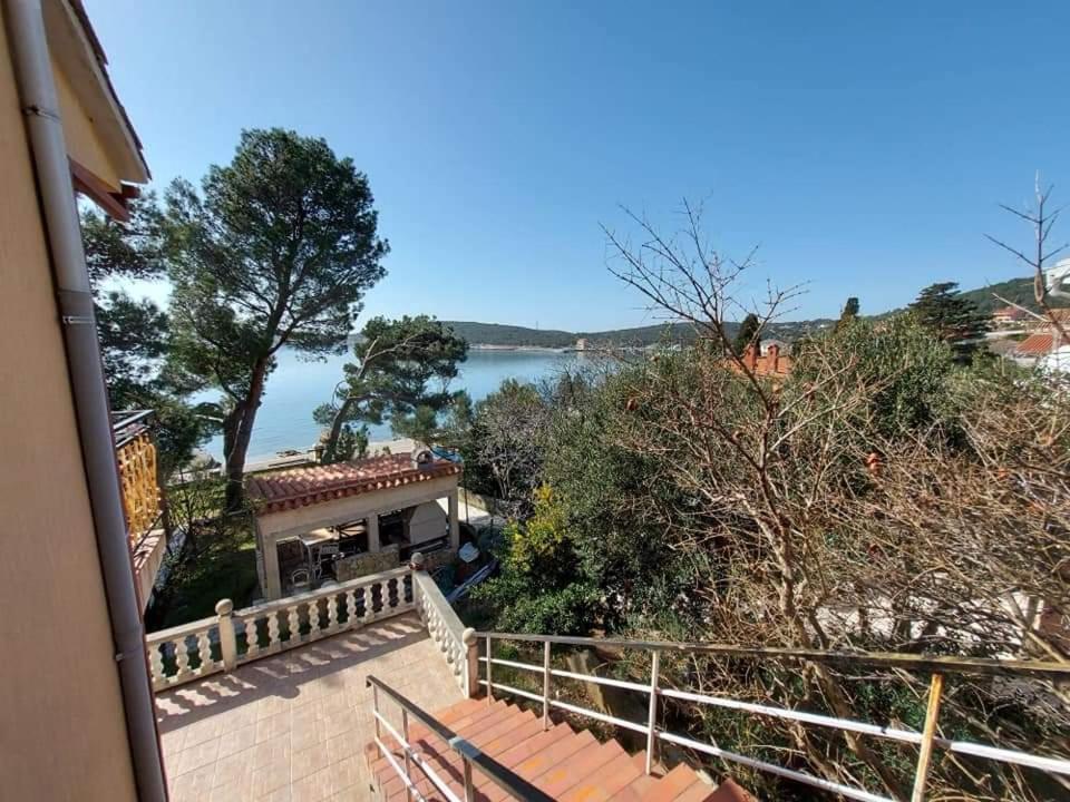 Seaside Dunka Apartment Martinšćica 객실 사진